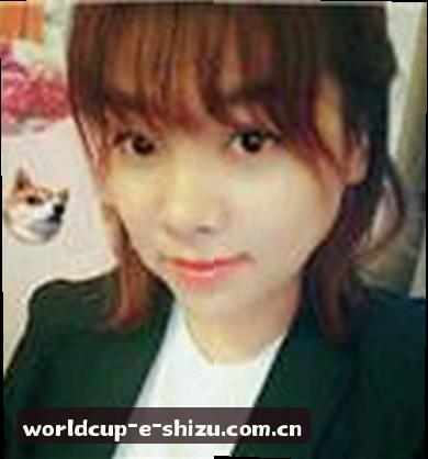 李薇